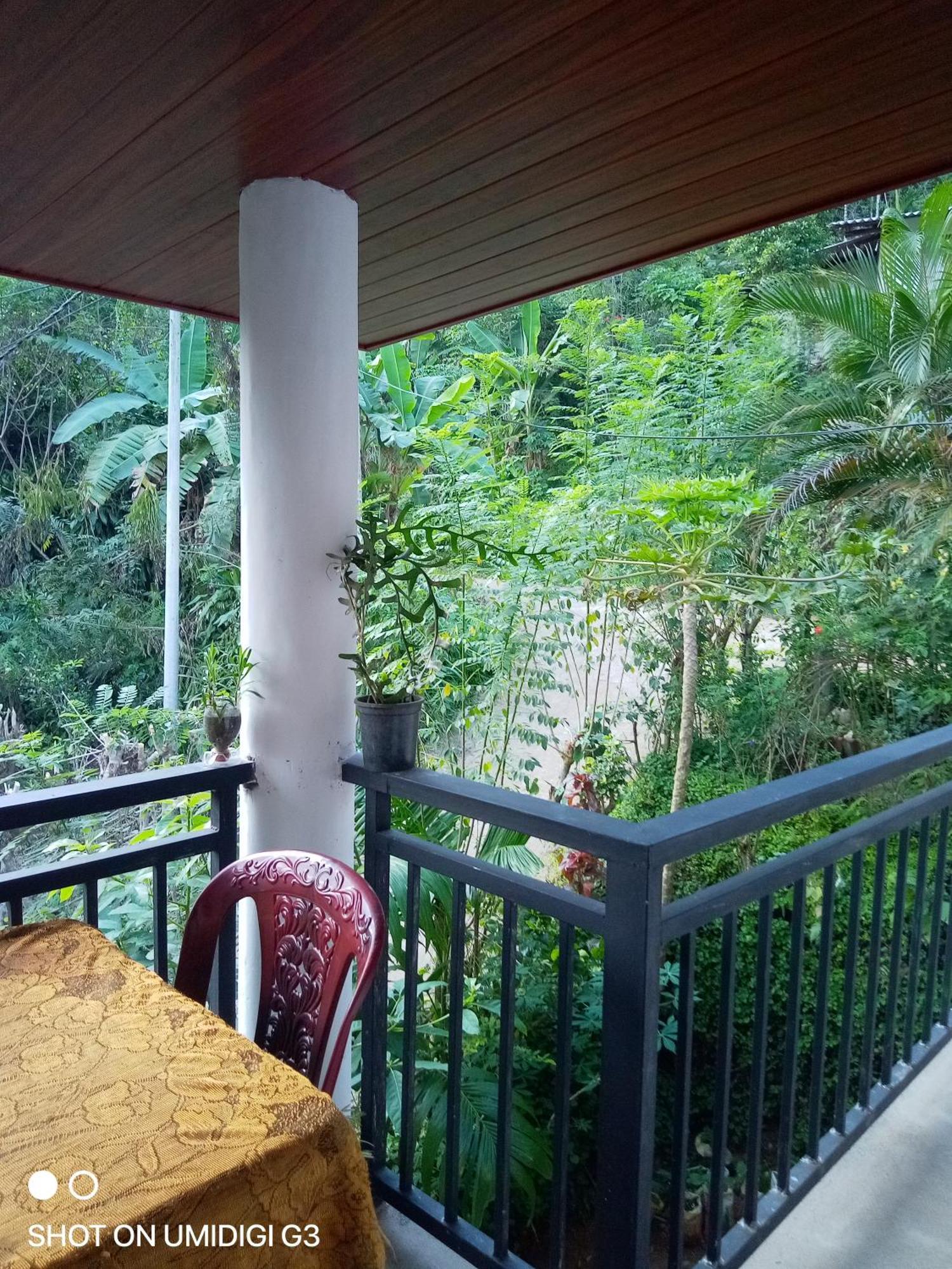 Milan Home Stay Ella Bilik gambar